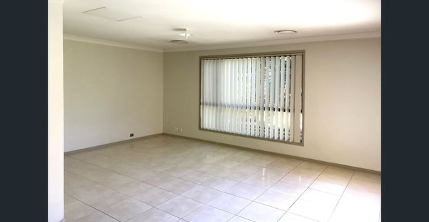 WELL PRESENTED HOME IN KELLYVILLE RIDGE - Photo 1