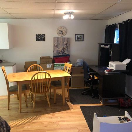 4 1\2 a louer secteur Venise a Magog AVEC ACCES AU LAC ET DEUX STATIONNEMENT - Photo 4