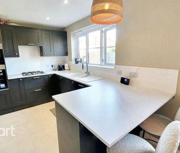 1 bedroom in a house share to rent - Photo 3