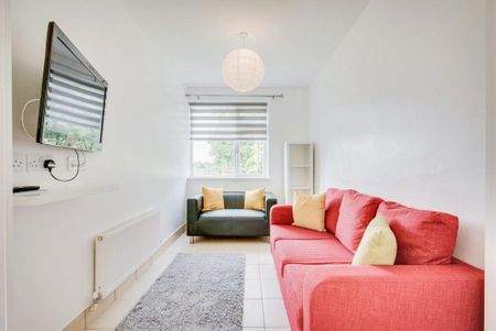 5 bedroom house to rent - Photo 3