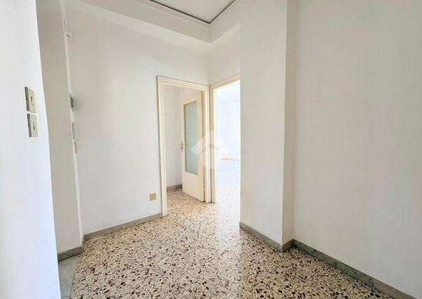 6 locali in affitto