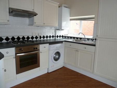 1 bedroom flat to rent - Photo 4
