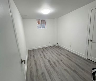 For Lease - 3 Cox Crescent Unit# BASEMENT, Brampton, Ontario - Photo 2