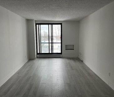Laval 3 1/2 , Tout Inclus - Metro Monmorency - Photo 1