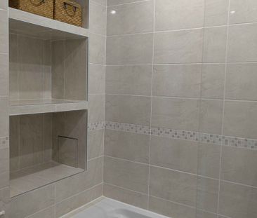 2 pièces - Meublé - 43 m² - 6ème étage - Colocation non autorisée - Photo 2
