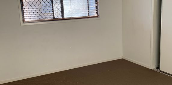 Strathpine - Photo 2