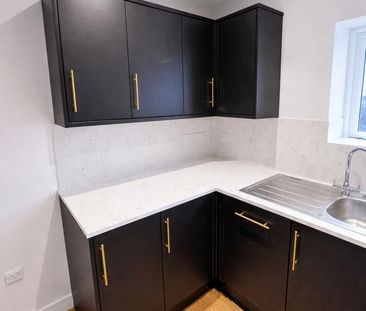 1 bedroom house of multiple occupation to rent - Photo 1