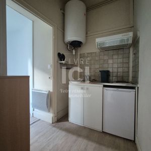 Location Appartement 1 pièce 21m² - Photo 2