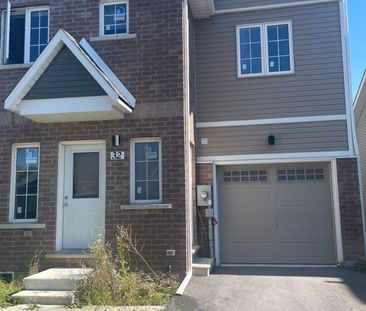 For Lease - 32 Waterleaf Trail, Welland, Ontario - Photo 6