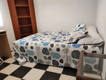 Paseo de la Castellana, Madrid, Community of Madrid 28046 - Photo 2