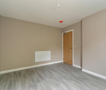 Apt 1 Moat House, 971-973 Upper Newtownards Road, Dundonald, BT16, ... - Photo 2