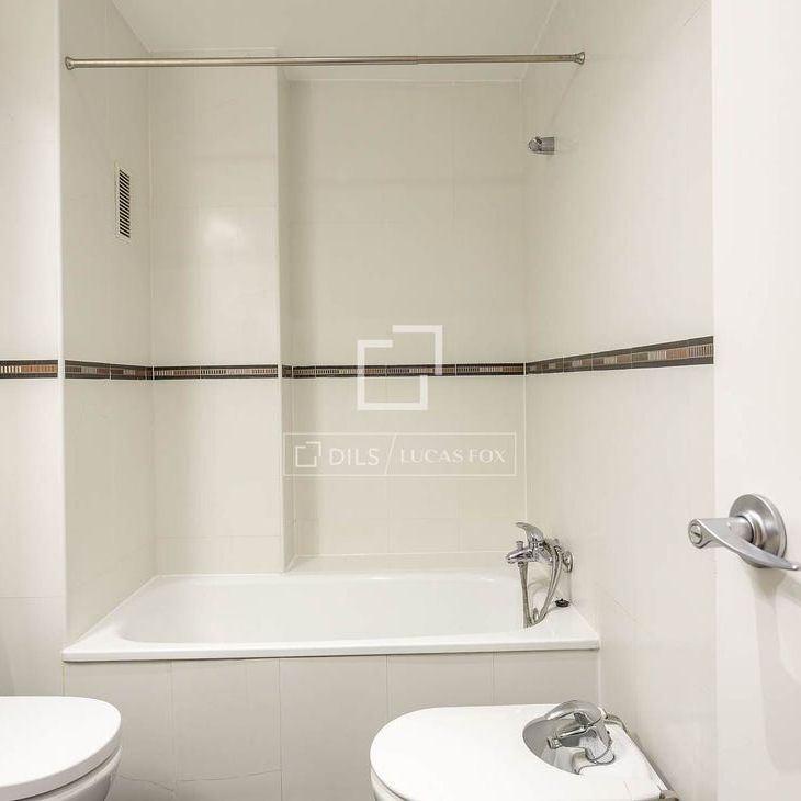 Valencia, Valencian Community 46005 - Photo 1