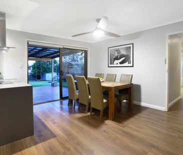 27 Jesmond Road, Helensvale QLD 4212 - House For Rent | Domain - Photo 3