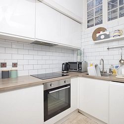 Spencer Square, Ramsgate, CT11 9LD, Kent - Photo 3