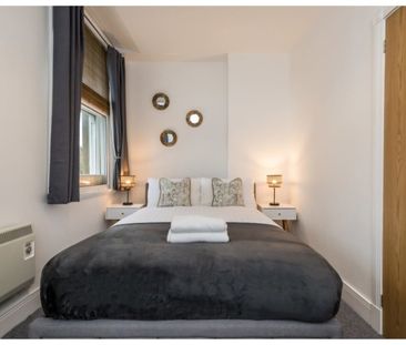 1 Bed Flat, Bold Place, L1 - Photo 5