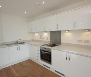 Guildford Road, Woking, Surrey, GU22 - Photo 3