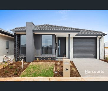 9 Newcastle Road, Rockbank, Vic 3335 - Photo 3