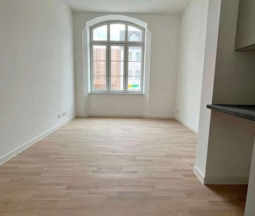 *** Moderne 1-Raum-Wohnung im sanierten Gymnasiumgebäude *** - Photo 1
