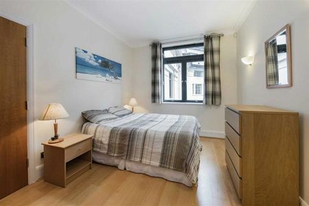 Forum Magnum Square, Waterloo, SE1 - Photo 2