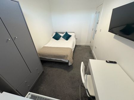 Room in a Shared House, Bridgman Grove, BS34 - Photo 5