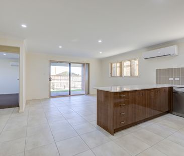 Family Home In Highlands Estate! - Photo 4