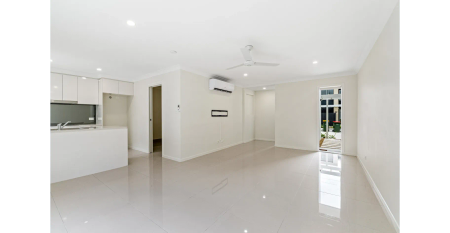 Modern 3-Bedroom Townhouse in Pimpama - Photo 3