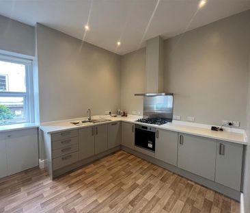 Southside, Weston-Super-Mare, North Somerset - Photo 4