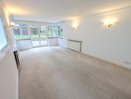 Park Road, Woking - 4 bedrooms Property for lettings - Seymours - Photo 5