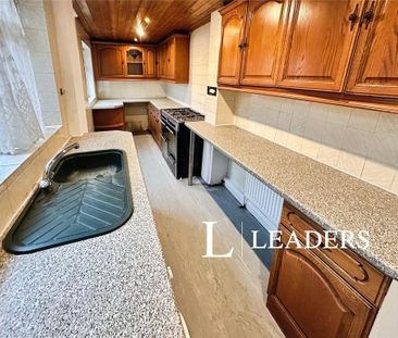 2 bedroom terraced house to rent - Photo 3