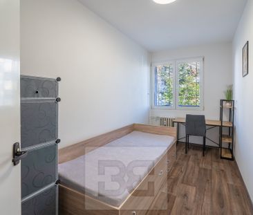 Pronájem bytu 3+1 63 m², Markovická 652, Hradec Králové - Photo 2