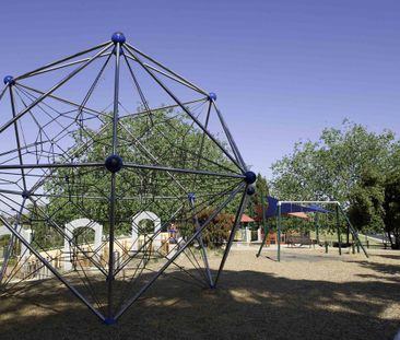 17A Larch Street, CAULFIELD SOUTH, VIC - Photo 6