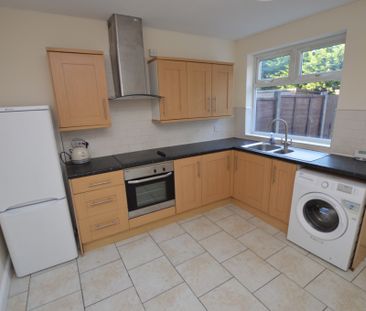 2 Bedroom Terraced House - Photo 3