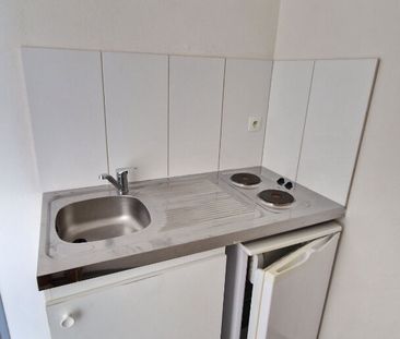 Location Appartement 1 pièce 25m² MAROMME 76150 - Photo 4