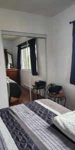3 1/2 À LAVAL TRÈS TRANQUILLE AVEC ASCENSEUR! - Photo 4