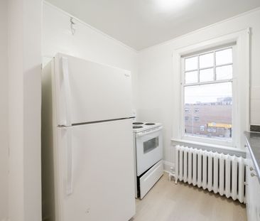 For Lease - 4 Kingston Road Unit# 42, Toronto, Ontario - Photo 2