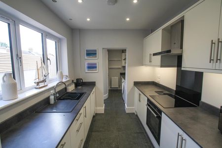 Stradbroke Road, Lowestoft - Photo 2