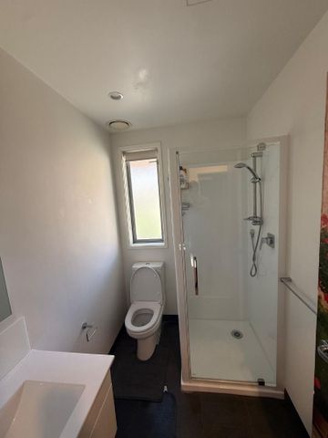 Modern & Stylish Living in the Heart of Hobsonville Point - Photo 5