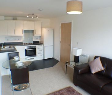1 bedroom flat to rent - Photo 2