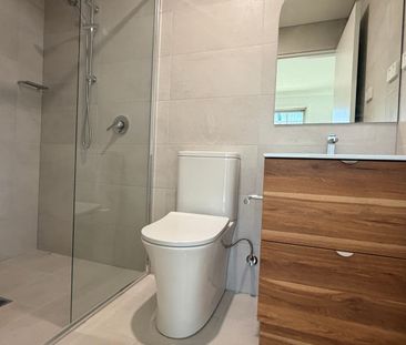 A fresh feel with a little extra space - Photo 3