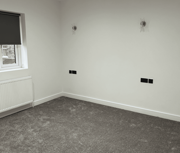 3 bedroom end of terrace house to rent - Photo 3
