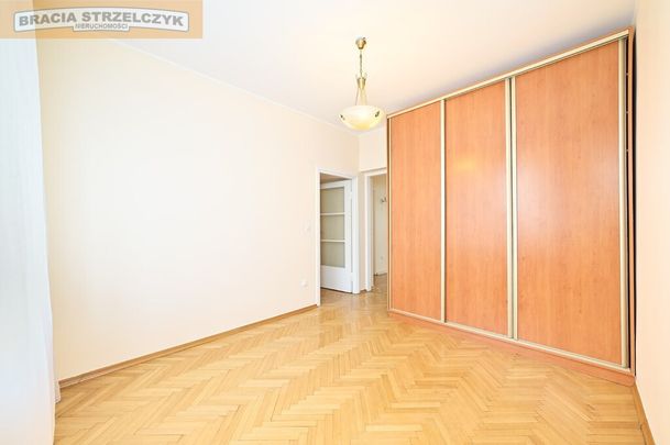 Piętro willi. Balkon. Przy metrze Racławicka - Фото 1