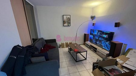 LOCATION THIONVILLE F2, CUISINE EQUIPEE TERRASSE PARKING - Photo 3