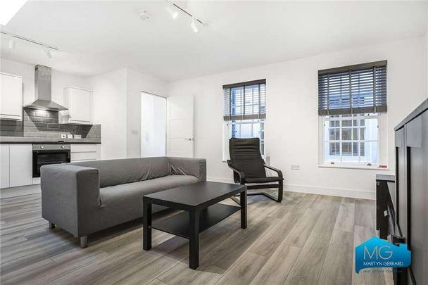 High Street, Barnet, EN5 - Photo 1