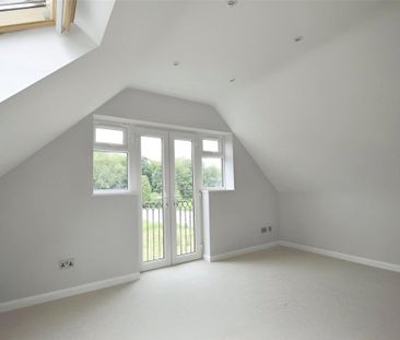 2 bedroom detached house to rent - Photo 3