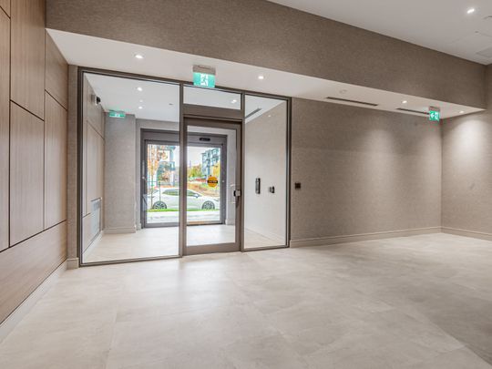 For Lease - 333 Sunseeker Avenue Unit# 301, Innisfil, Ontario - Photo 1