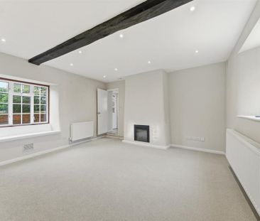 2 bedroom cottage to rent - Photo 1