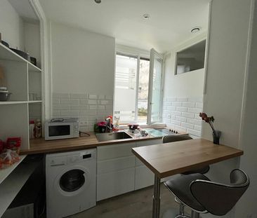 Location Appartement 2 pièces 31m² - Photo 2