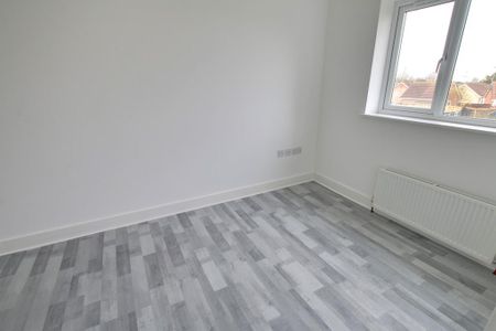 2 bedroom detached house to rent - Photo 2