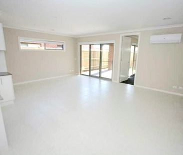 14 Arabella Circuit, Point Cook VIC 3030 - House For Rent | Domain - Photo 2