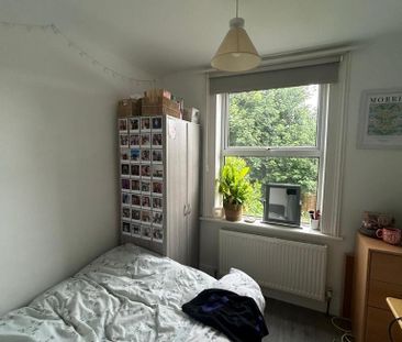 4 bedroom terraced house to rent - Photo 5